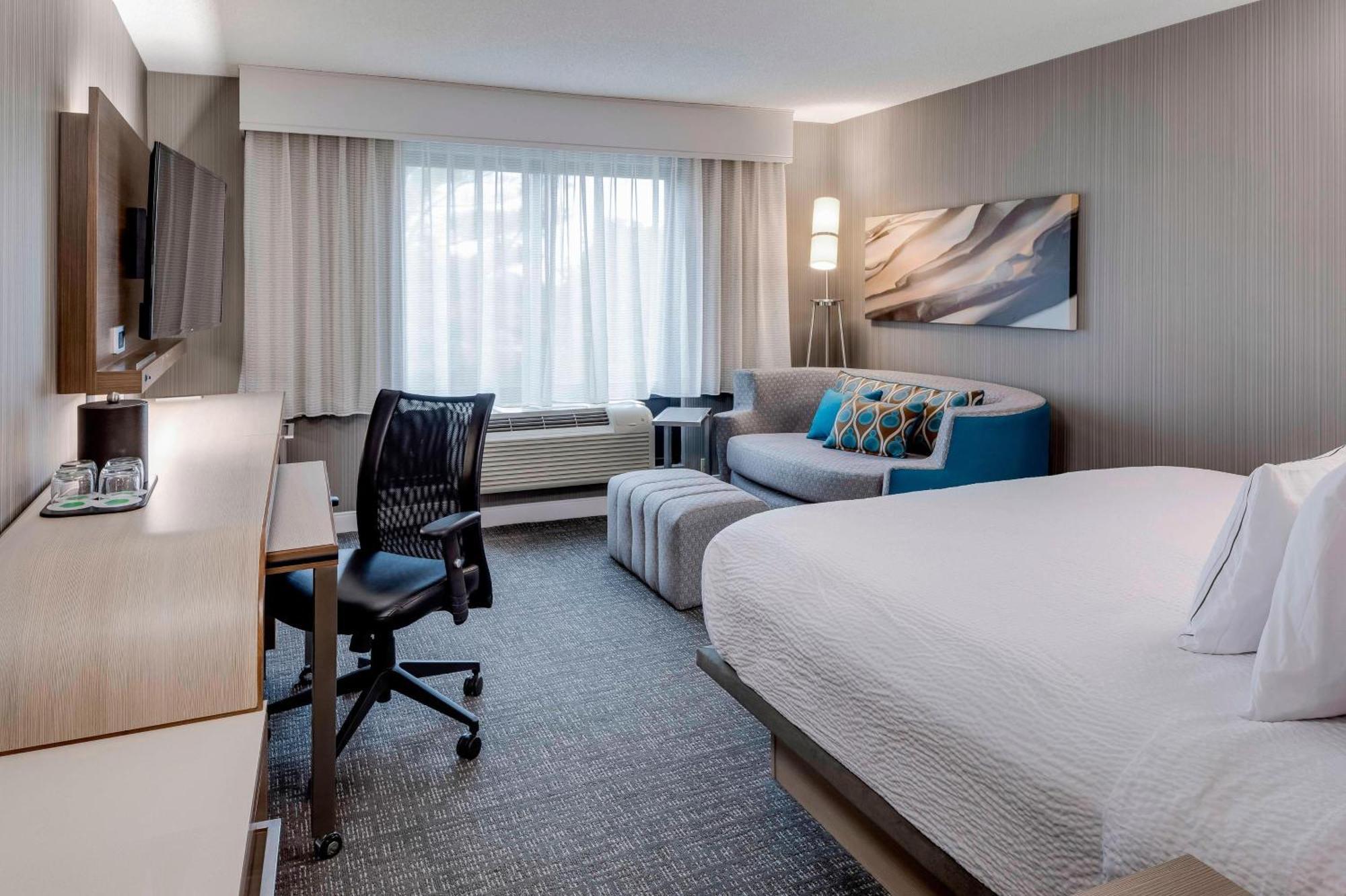 Courtyard By Marriott Portsmouth Ξενοδοχείο Εξωτερικό φωτογραφία