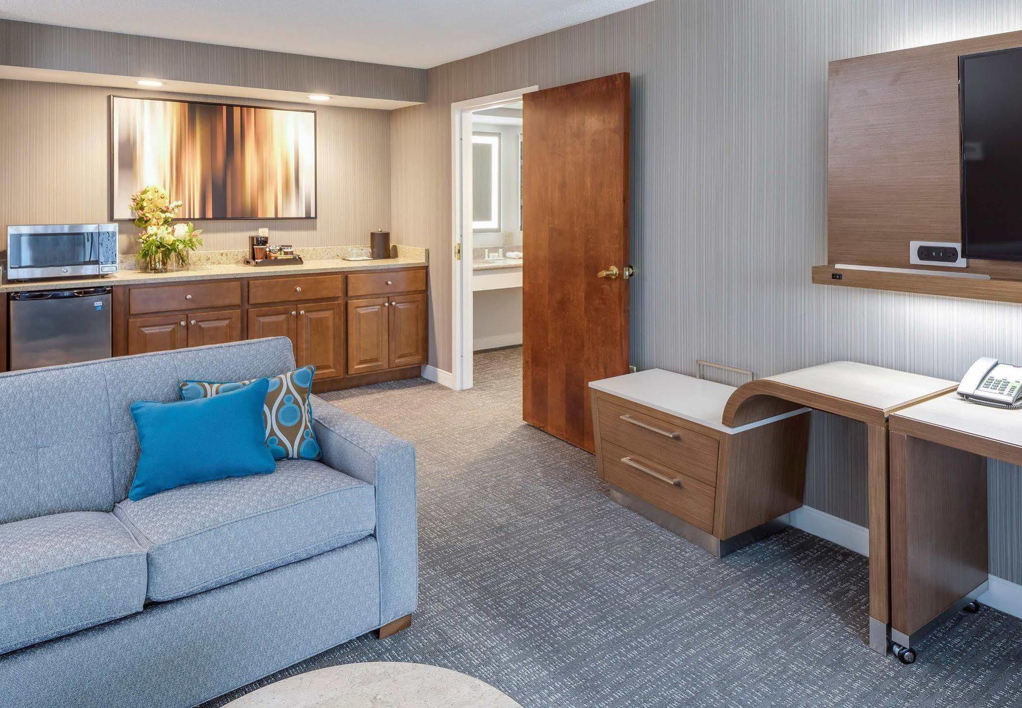 Courtyard By Marriott Portsmouth Ξενοδοχείο Εξωτερικό φωτογραφία